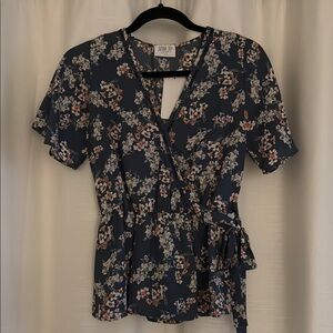 NWT Women’s Top size XS